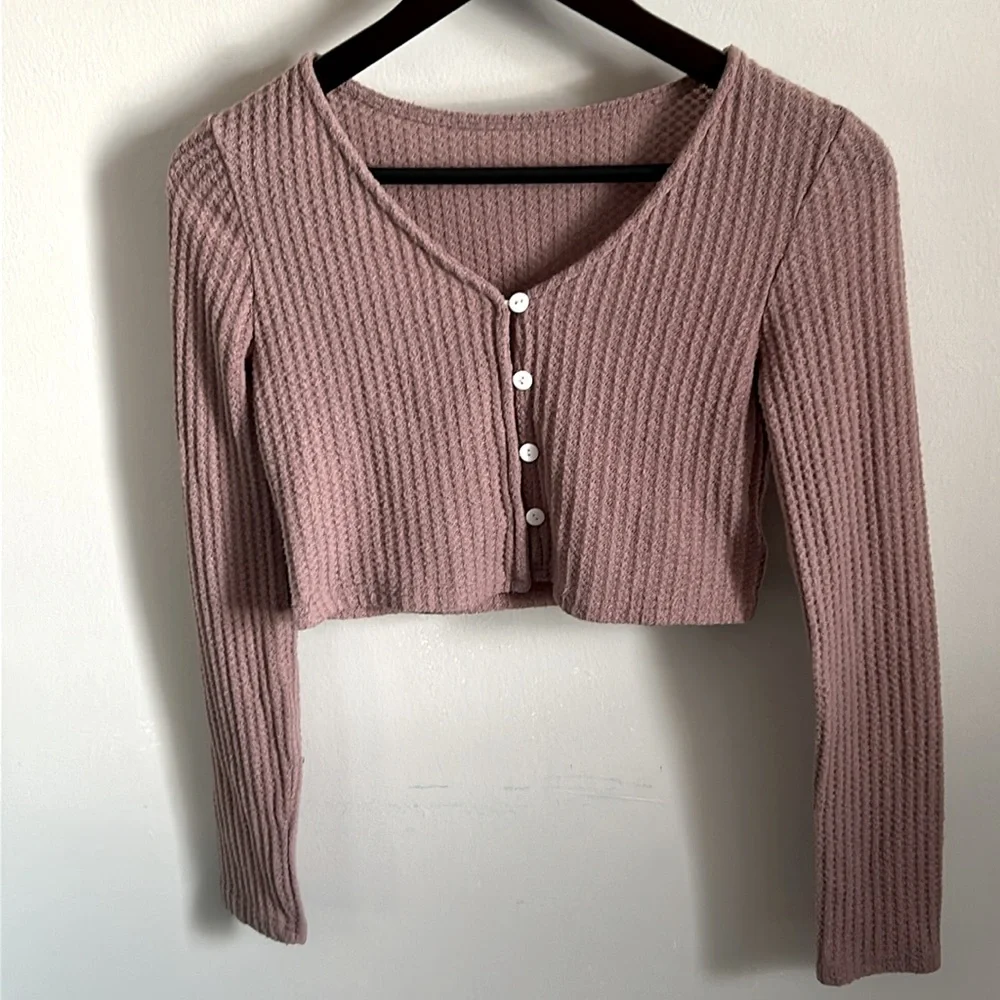 ⬇️ 2/$25 Listing - Romwe Crop Long Sleeve Crop Button Up Waffle Knit Top - Picture 6 of 10